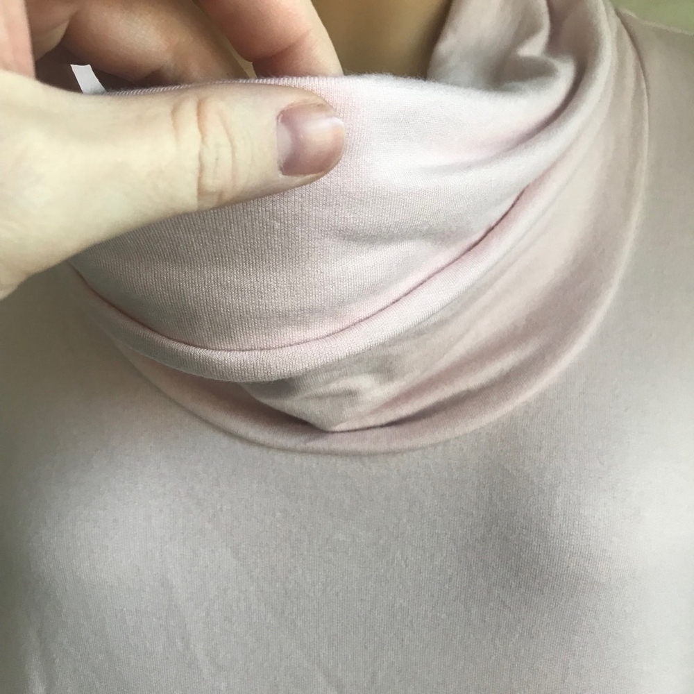 NWT Green Tea Soft Cropped Cowl Neck Top Pink Athleisure Long Sleeve | Size Med - Picture 6 of 10